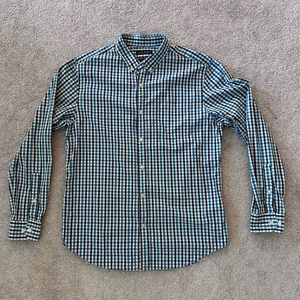 Banana Republic Men's Blue Checkered long sleeve button down Shirt slim large.